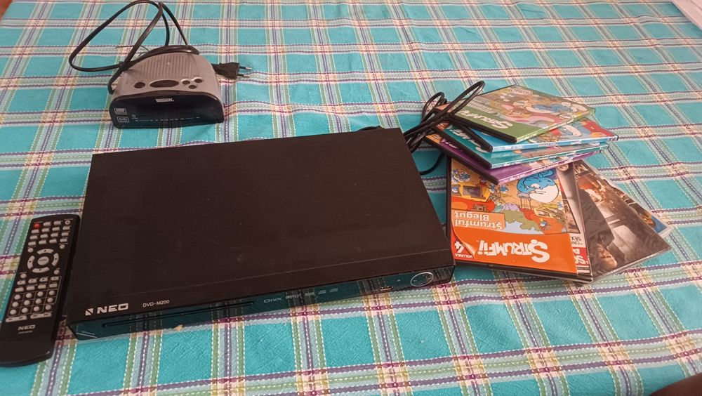 Dvd player. CD și radio cu ceas