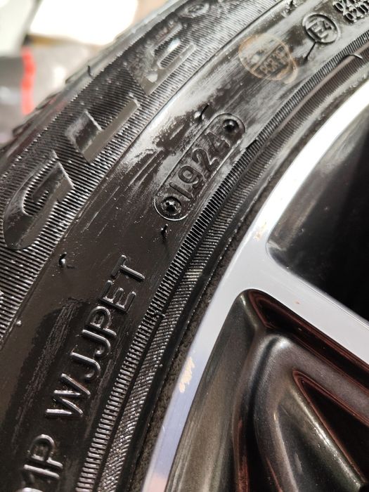 TRIANGLE шипы 19 размер 235 55