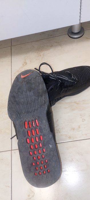 Adidas sport nike