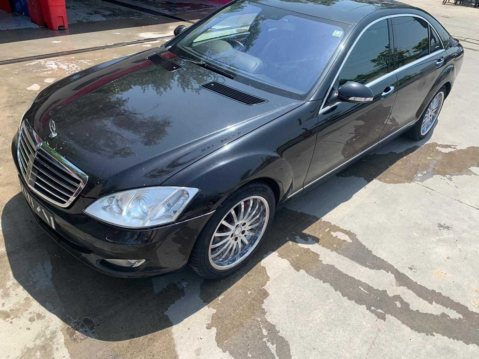 Dezmembrez mercedes s class w221/bara fata s class/far s class/capota/