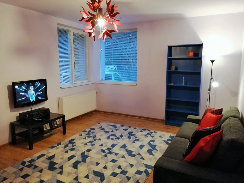 Proprietar, ofer spre închiriere casă în Calea Lipovei