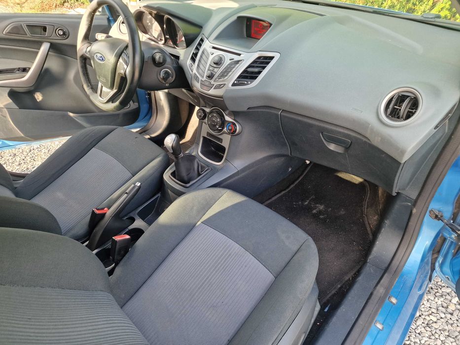 Ford Fiesta Titanium 1.6tdci euro5 2011