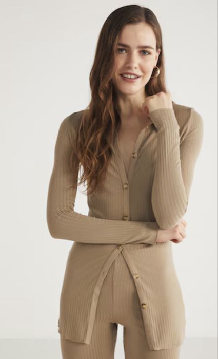 Риза ,цвят камел