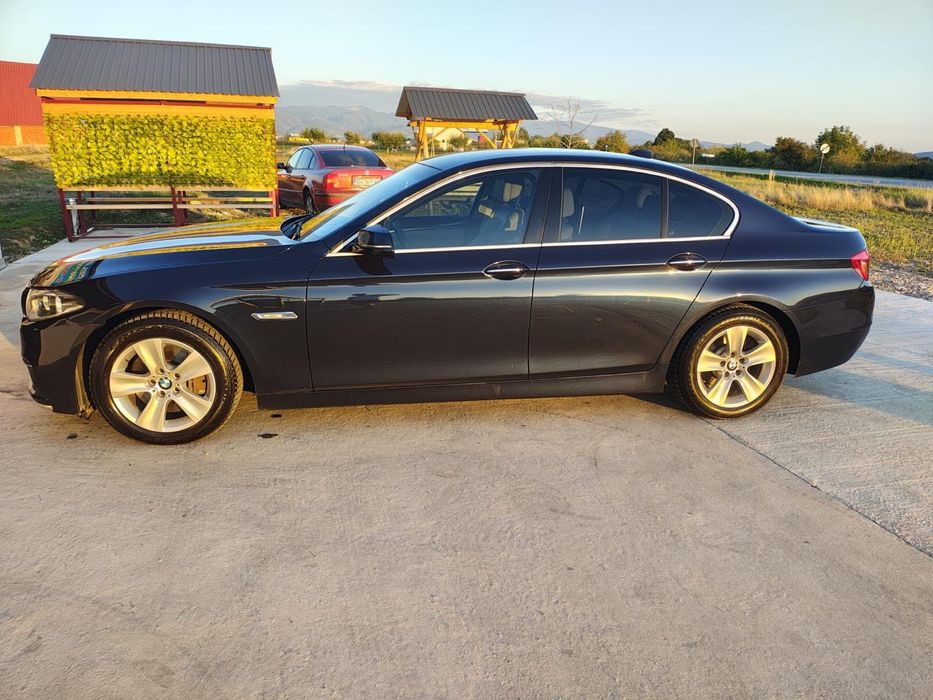 Bmw Seria 5 530 xDrive Luxury