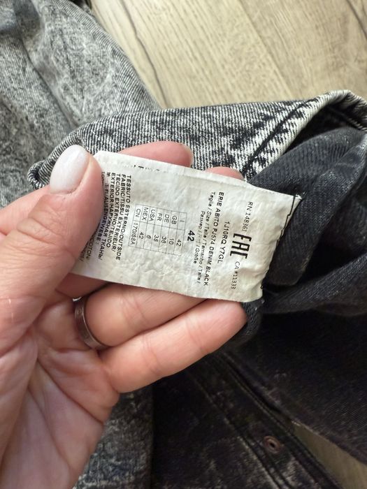 Продавам дънкова рокля Pinko размер 42