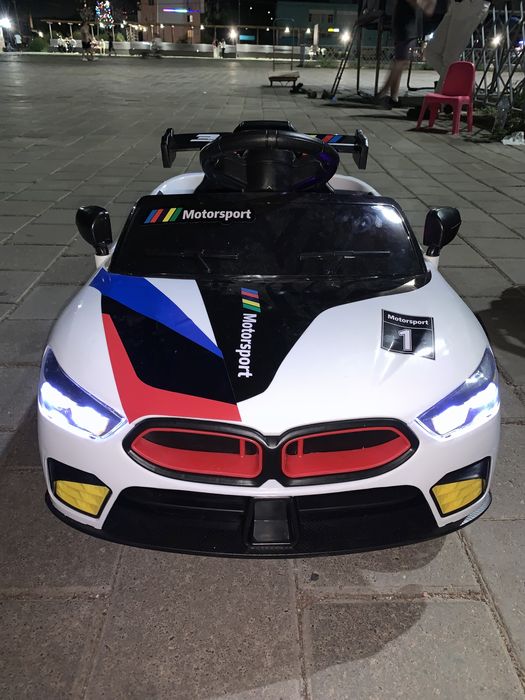 Десткая машина до 35 кг 30тысяч