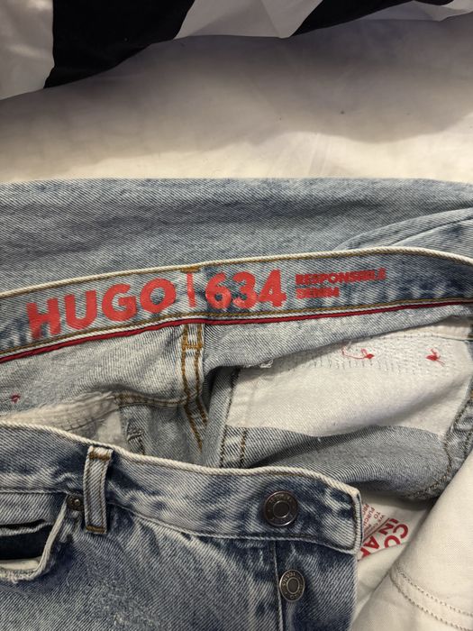 Blugi Hugo Boss Marime 36