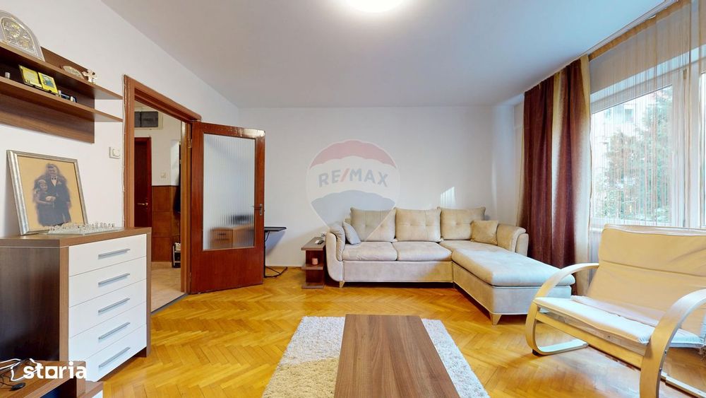 Apartament cu 4 camere -o locuință rară in Centrul Civic al Brașovului