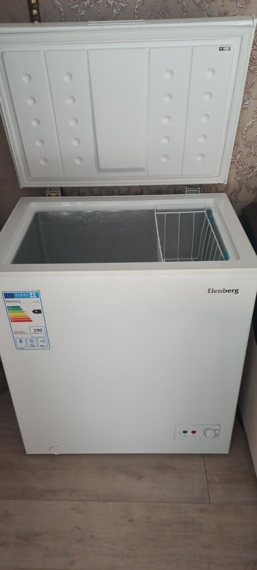 Продам морозильную камеру