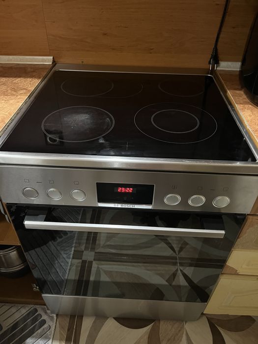 Готварска печка с фурна