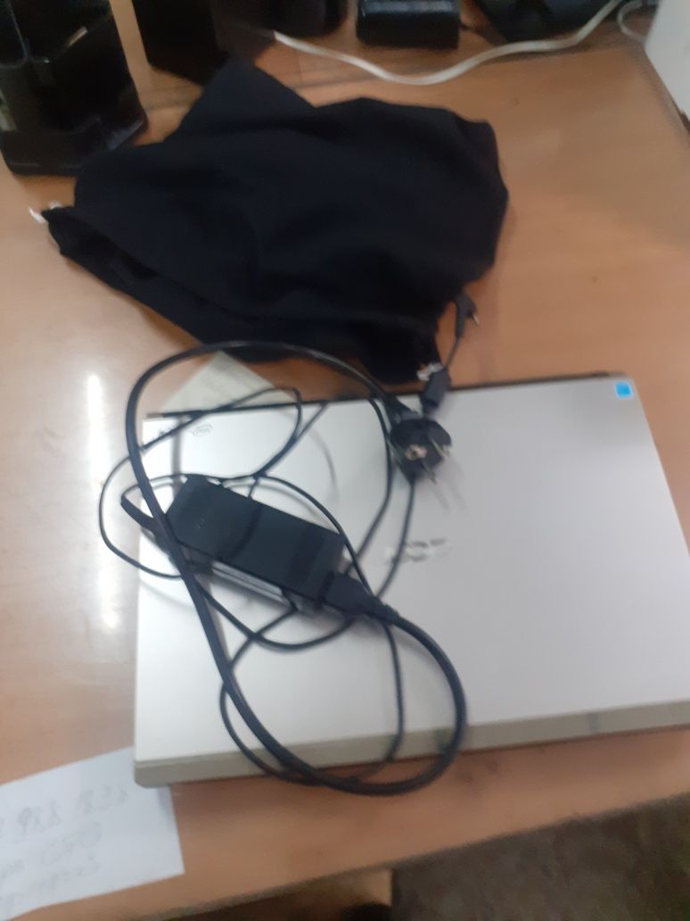 Продам ноутбук acer  AR5B95  N214.