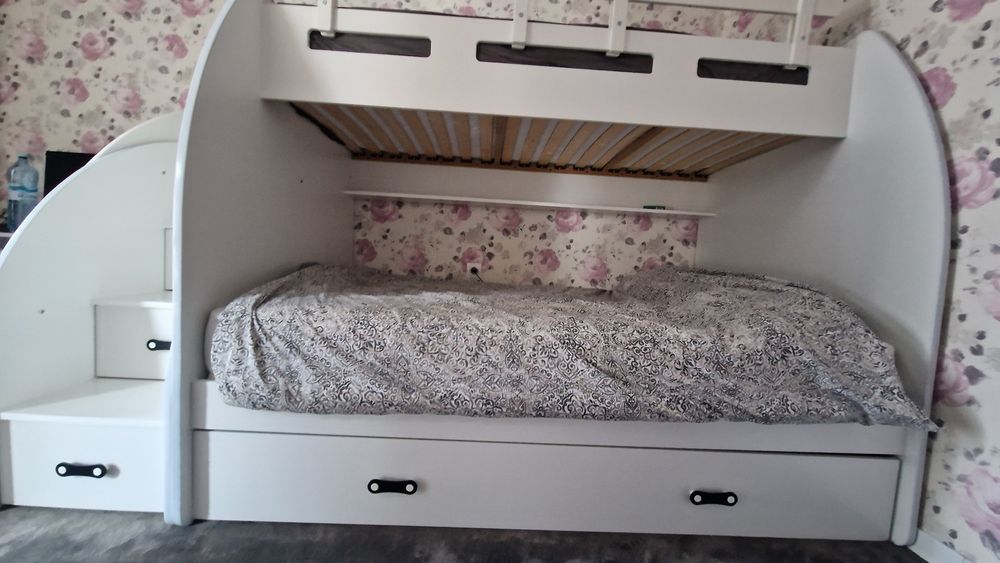 Pat supraetajat, doua paturi, 90x200, 120x200