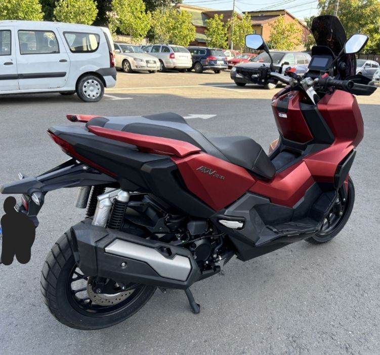 Scuter Honda ADV PCX