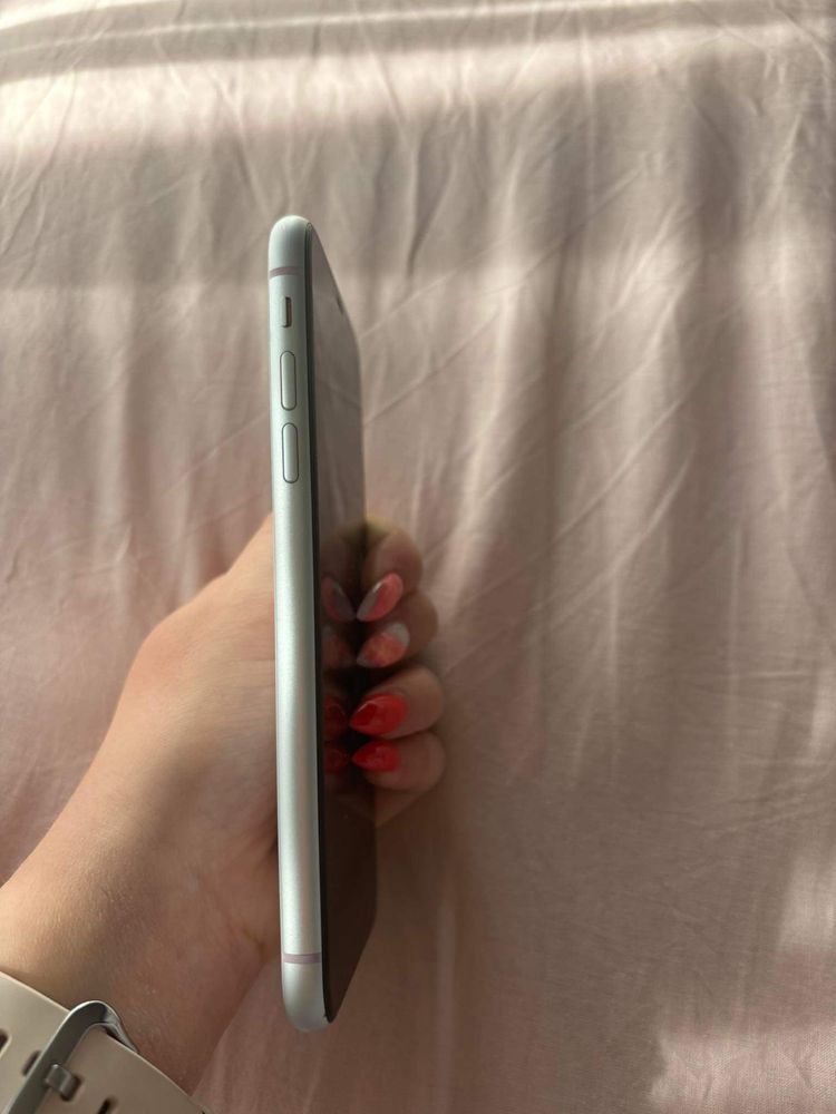 iPhone XR 64GB Silver