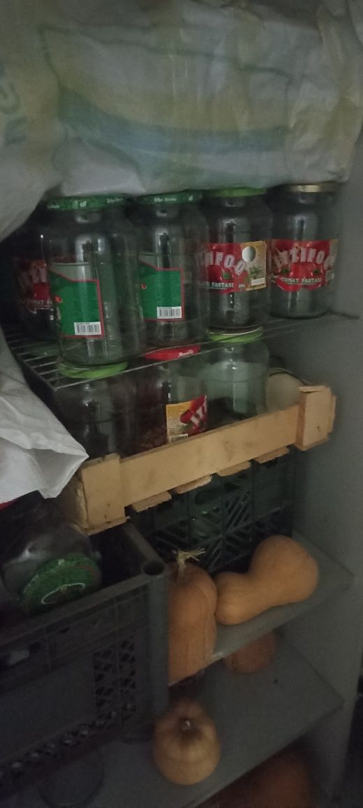 Продаётся 1ли ровные банки