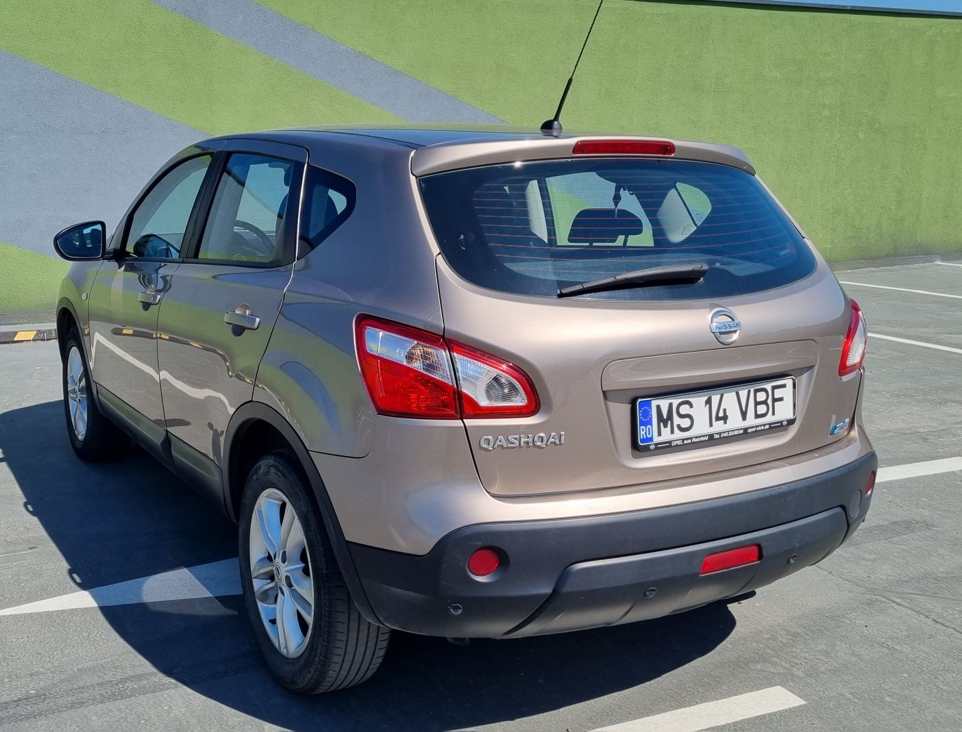 Nissan Qashqai 1.5 dCi 110 cp 2011 clima bluetooth + roti alu iarna