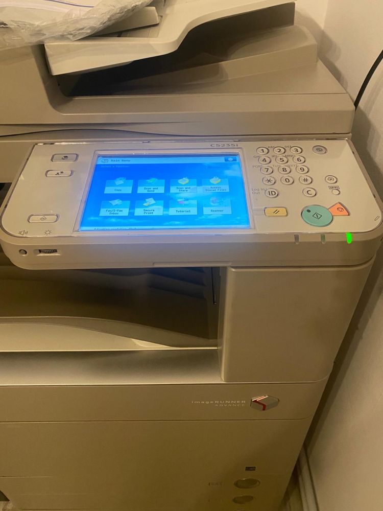 Imprimanta Canon ImageRunner C5235i