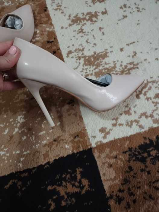 Pantofi stiletto nude Mei
