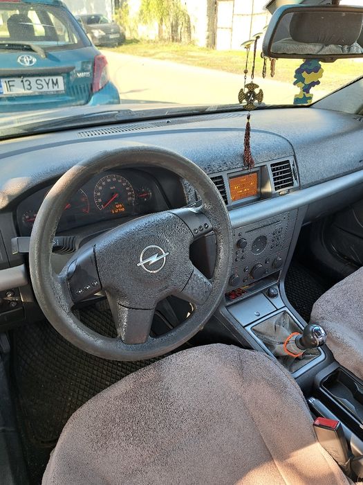 Vind opel vectra c