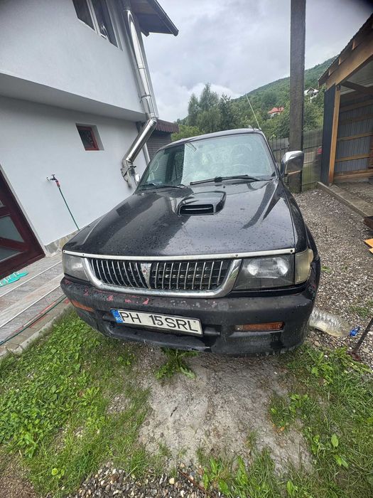 Vand Mitsubishi Pajero an 1999