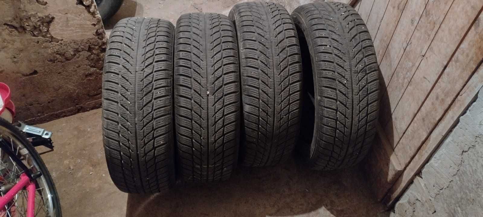 Зимни гуми 195/60R15