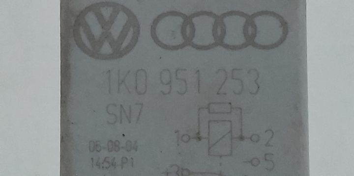 Releu  1K0951253 Volkswagen VW Polo  seria