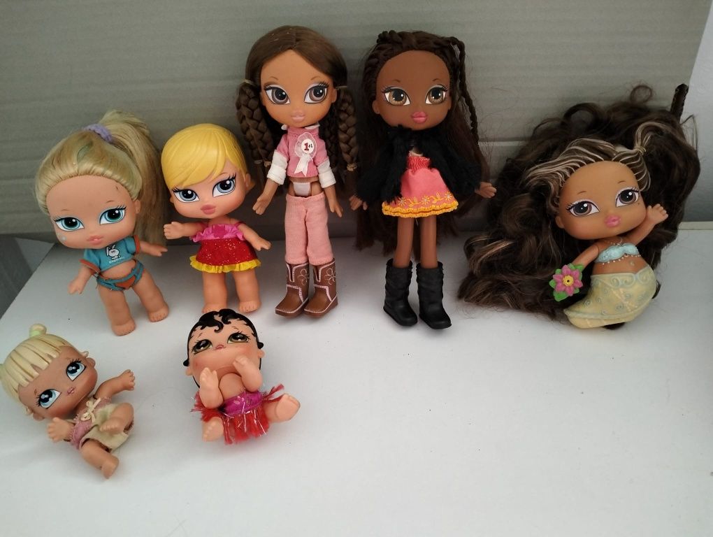 Păpuși bratz mini