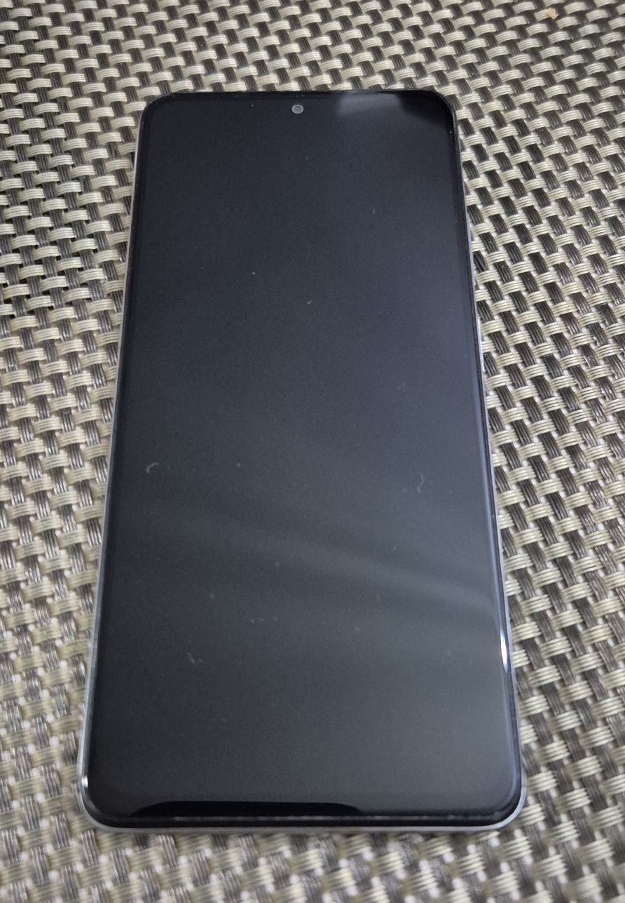 Продам смартфон Xiaomi !