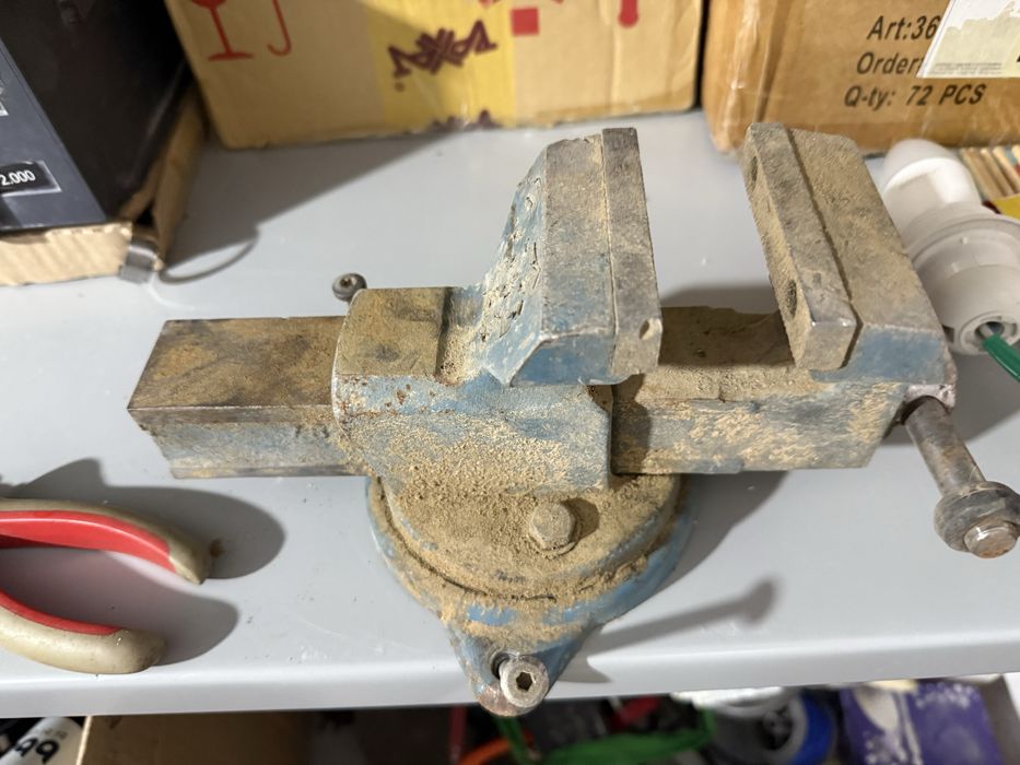 Тиски слесарные ТСС-80