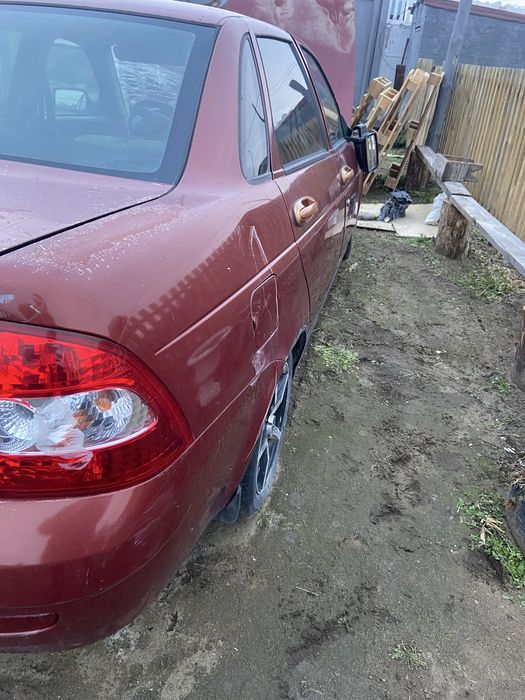 Продам приору, на разбор