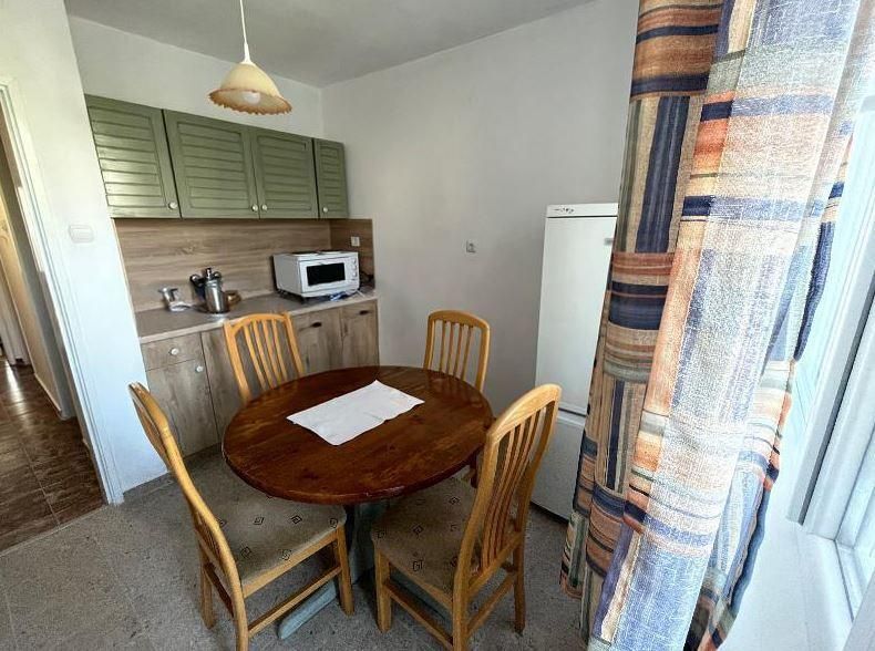 Дава се под наем Тристаен апартамент в Варна, Център - 65 кв.м за 500 € - Снимка #1