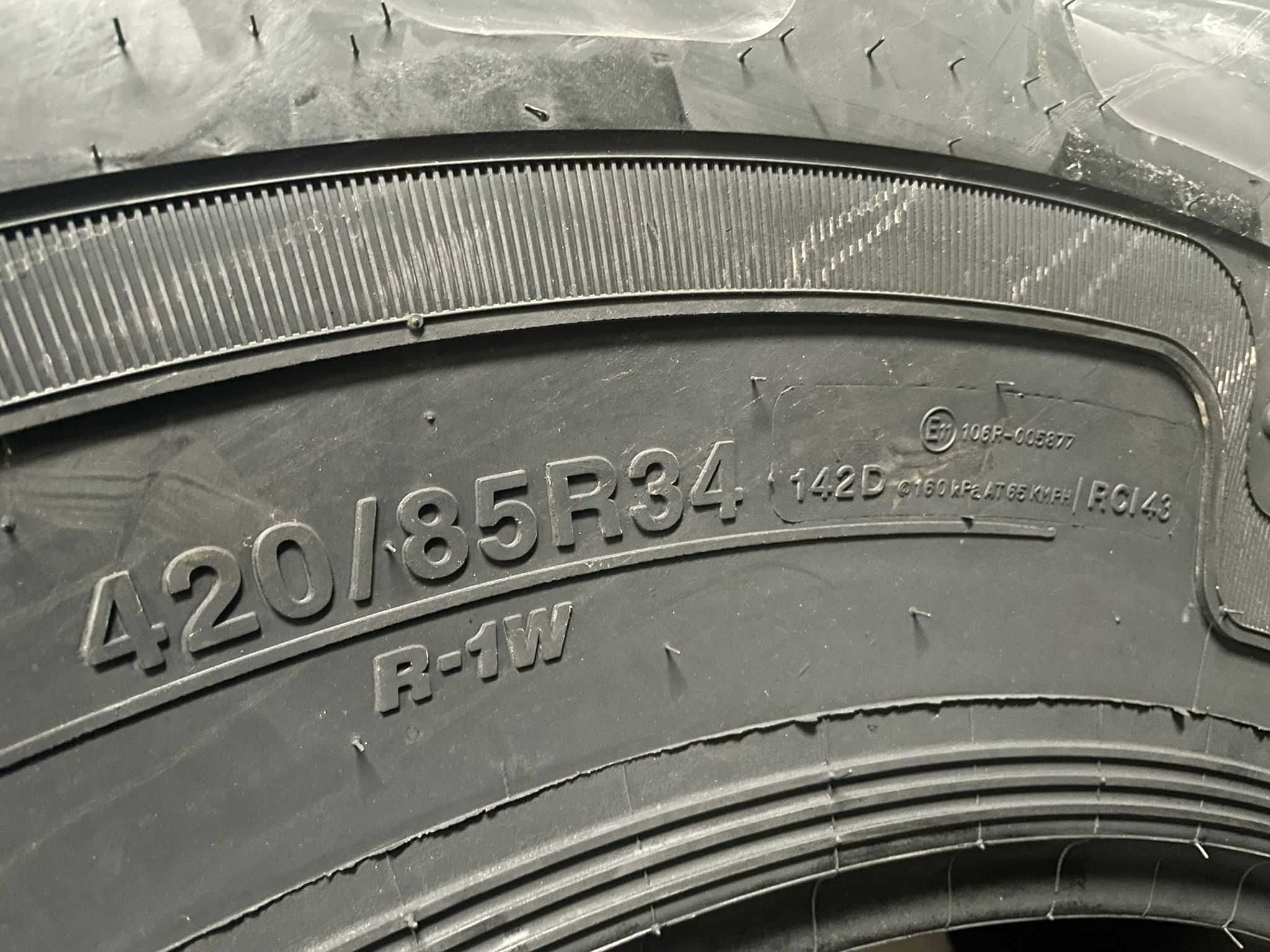 420/85r34  cauciucuri noi pt tractoare john deere / case,noi cu TVA