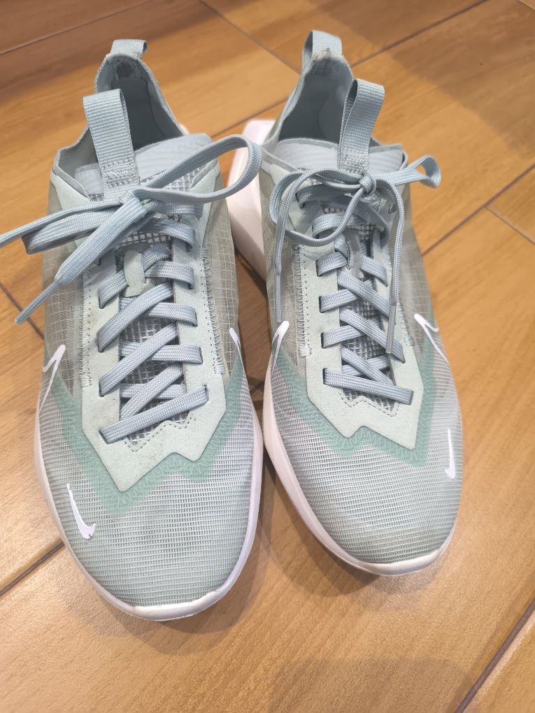 Дамски маратонки Nike vista 38