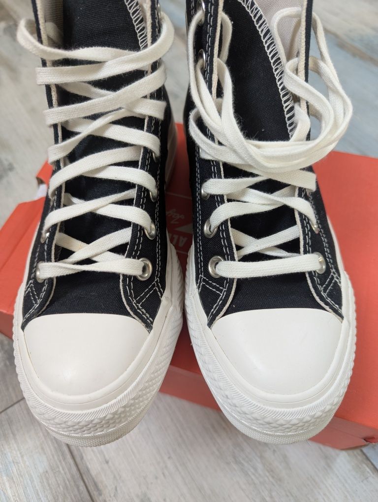 Converse Chuck Taylor All Star Lift