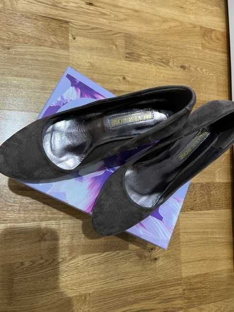 продам новые туфли