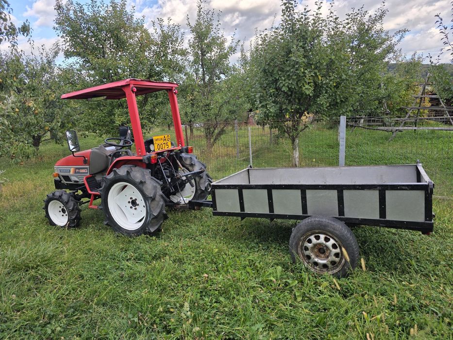 Tractor japonez yanmar f220