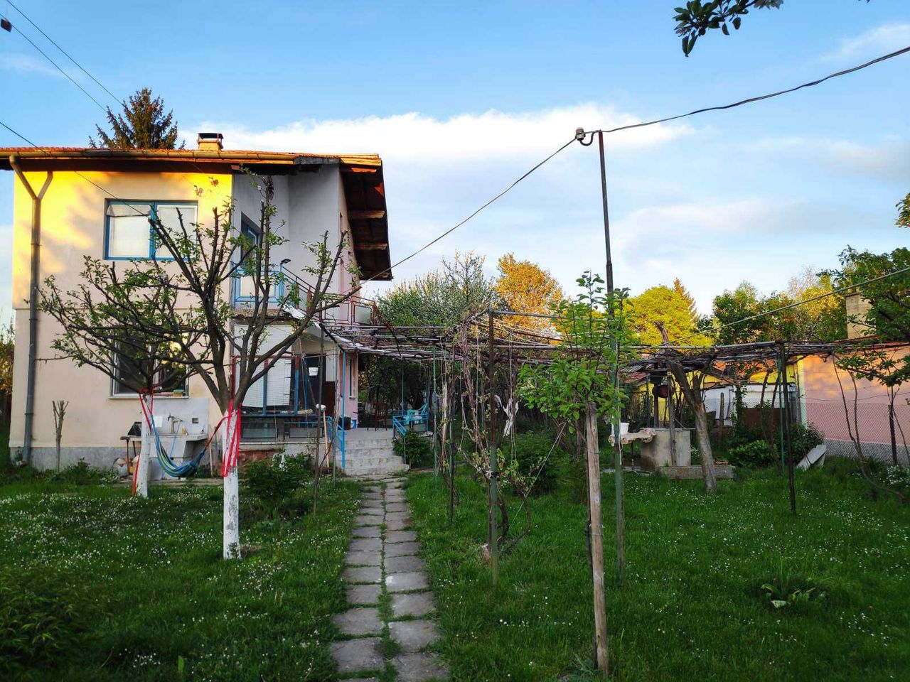 Продава се Къща в с. Долни Раковец, Област Перник - 104 кв.м за 1385 €/кв.м - Снимка #3