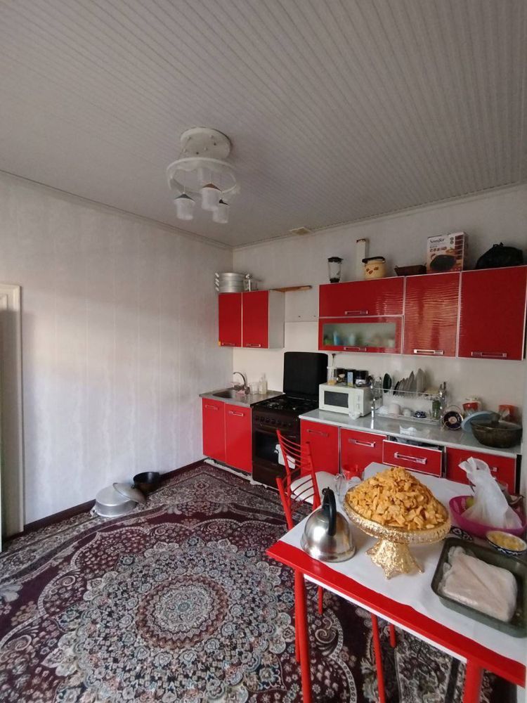 Toshkent Uchtepa tumani Literaturniy Instut Paxtakor mahalla 4*8 Sotik