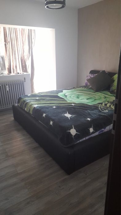Vand apartament 3 camere