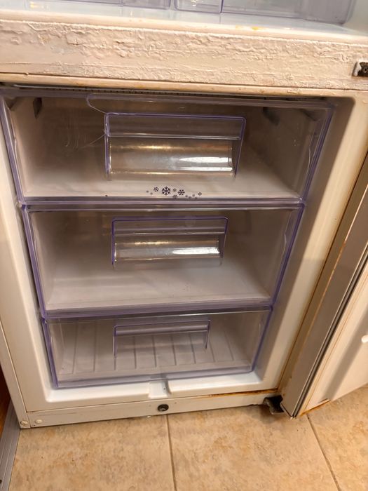 Хладилник Zanussi