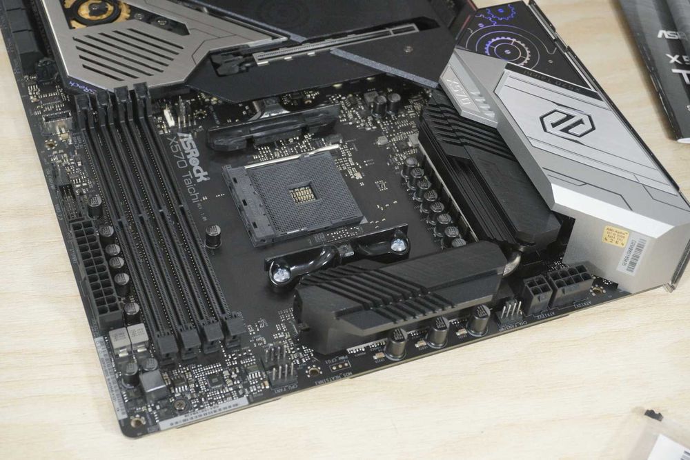 АМ4 Дъно, дънна платка X570 Asrock Taichi / Вкл.ДДС