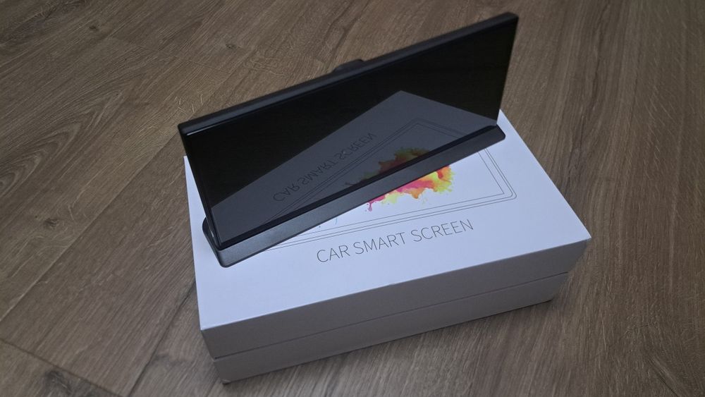 Navigație Auto Universală 11.3" Inch Cu Camera De Bord Incorporata