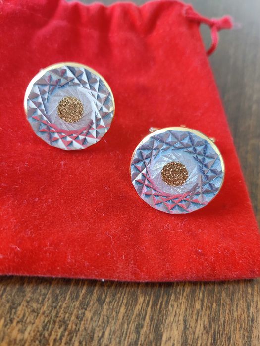 Бутонели, копчета за ръкавели