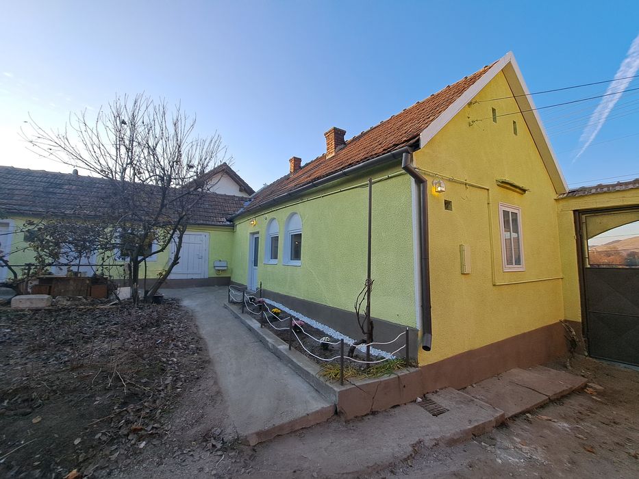 Vând casă în Sat Alamor, com Loamnes (Sibiu)