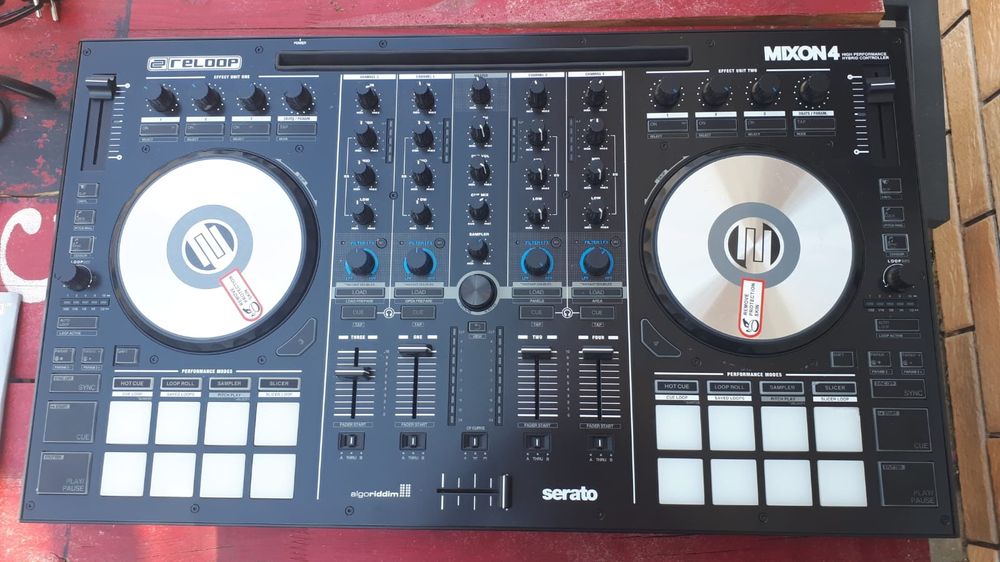 Mixton 4 reelop hybrid