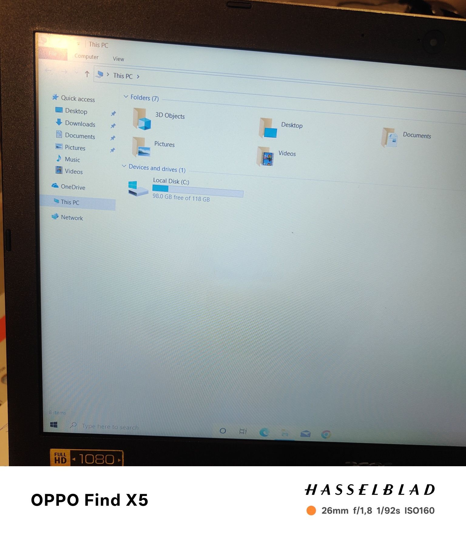 Acer Aspire AMD Ryzen 5 RAM 4gb Ssd 128gb Vega,baterie tine Ieftin