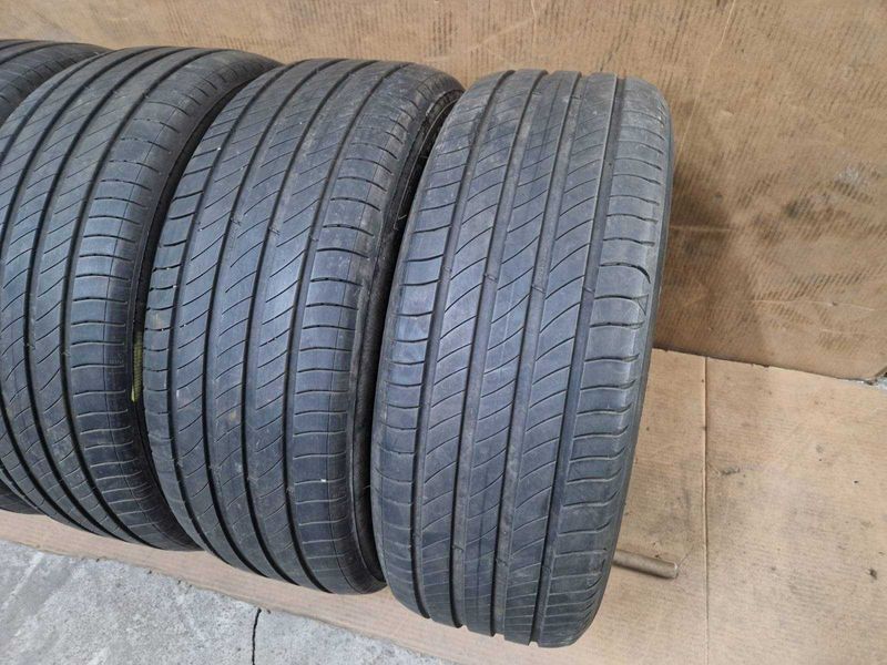 4 Michelin R18 225/55
летни гуми
DOT4820