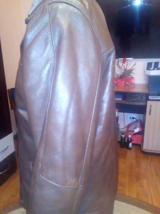 Haina piele barbateasca