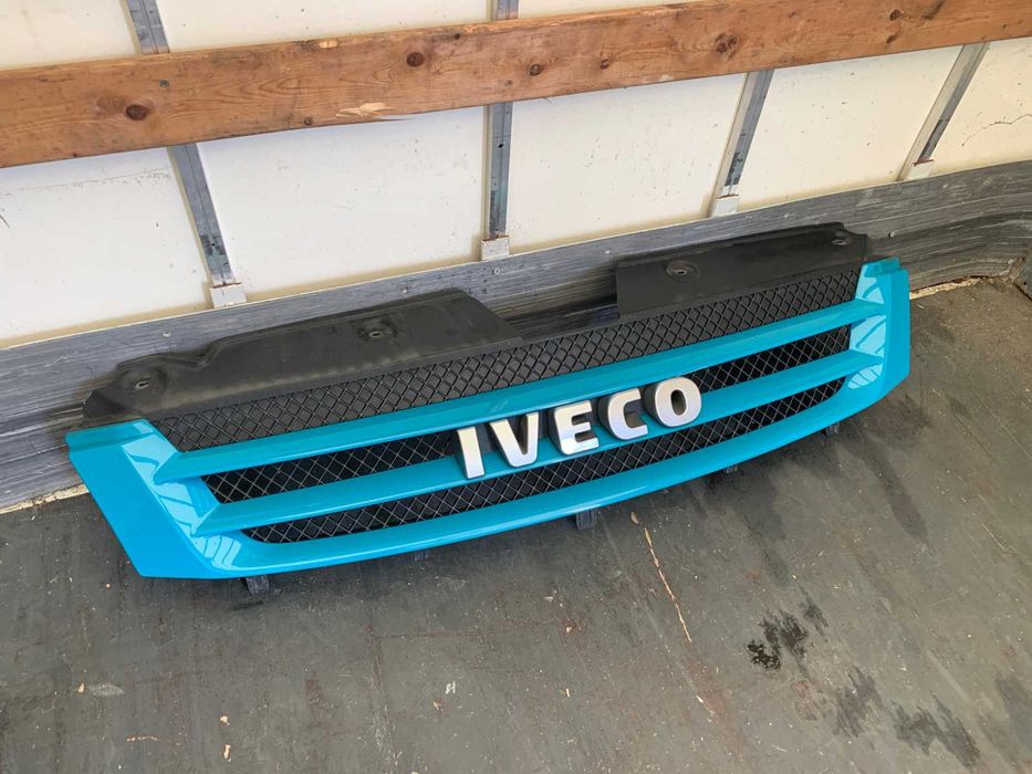 Оригинална решетка/маска за Iveco Daily до 2012г