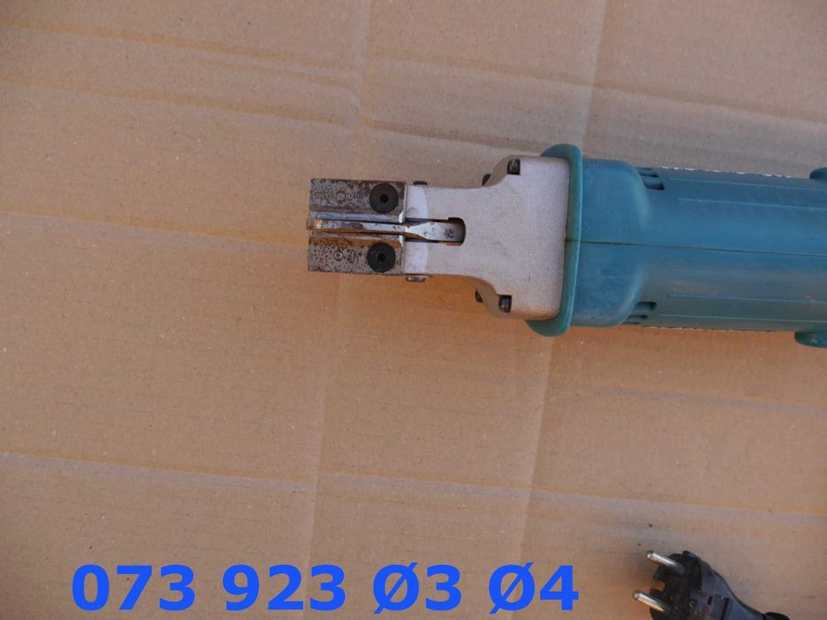 Mașină de tăiat tablă Makita 1660